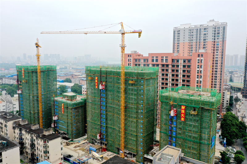 /QJ_079690702440.jpg 項目全線順利封頂.jpg