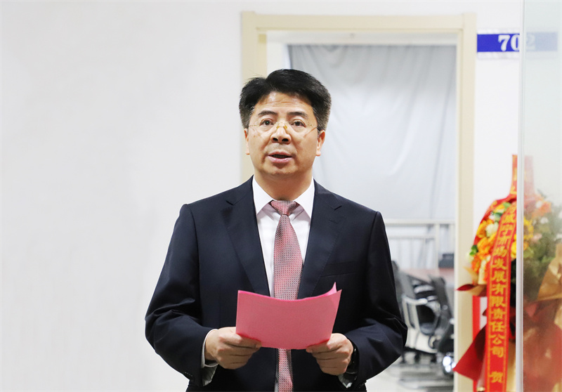 /QJ_877753775925.jpg 南寧威寧集團副總經(jīng)理韋義勇講話(拍攝:焦洋).jpg